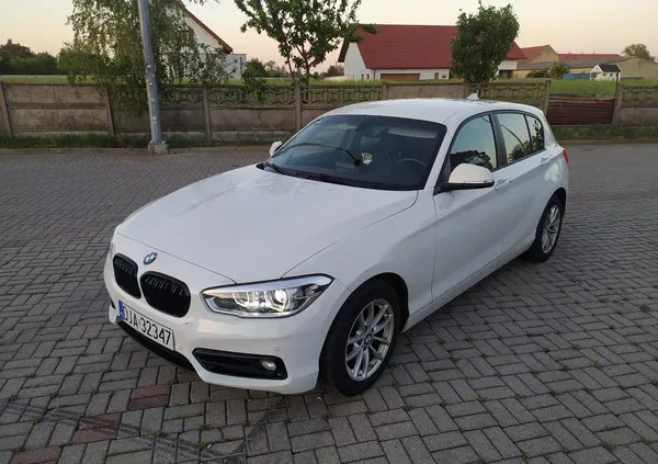 samochody osobowe BMW Seria 1 cena 33500 przebieg: 240000, rok produkcji 2017 z Jawor